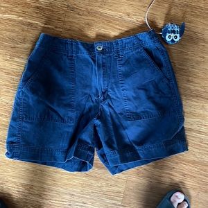 Liz Claiborne size 8 navy blue shorts